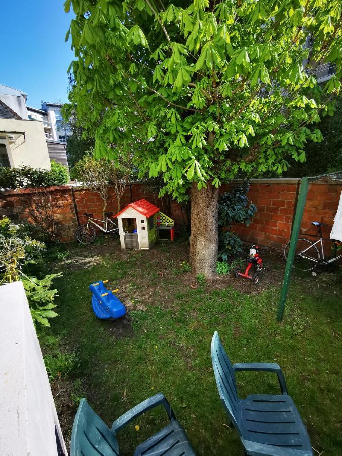 Studio La Belle Vie Suresnes Exterior foto